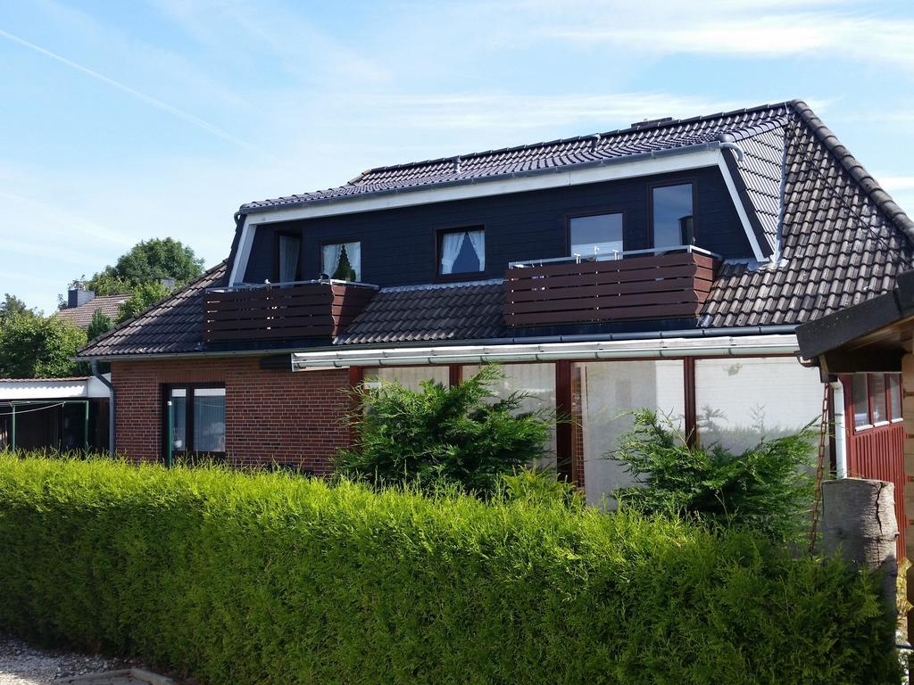 Haus Lily Nr.02 Bis Zu 6 Personen Davon Max. 2 Kinder Büsum Eksteriør bilde